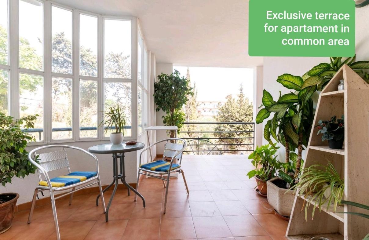 Apartamento Oasis Торремолинос Экстерьер фото