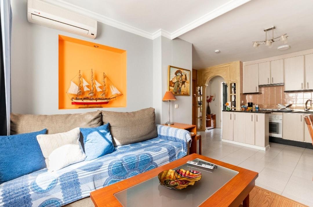 Apartamento Oasis Торремолинос Экстерьер фото